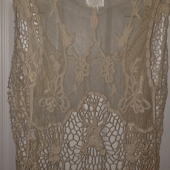 Vest - Picture 2 of 2